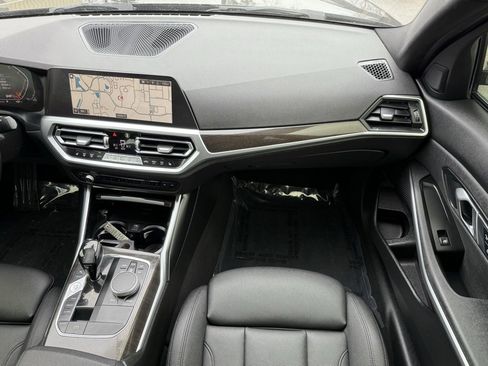 Used 2020 BMW 330i xDrive 330i xDrive w/ Convenience Package image 23