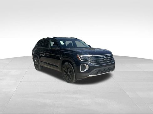 New 2026 Volkswagen Atlas SE FWD image 7