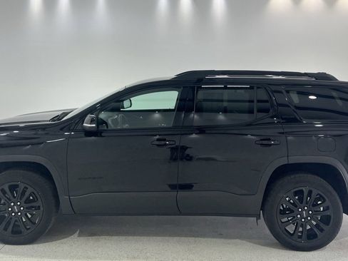 Used 2023 GMC Acadia SLE w/ Driver Convenience Package image 1