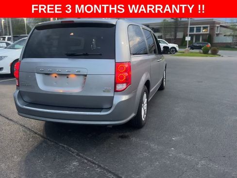 Used 2019 Dodge Grand Caravan SXT FWD image 7
