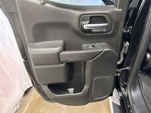 Certified 2020 Chevrolet Silverado 1500 LT w/ LT Value Package image 21