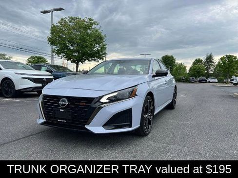 Certified 2023 Nissan Altima 2.5 SR AWD/4WD image 7