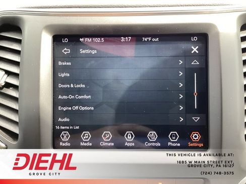 Used 2022 Jeep Cherokee Latitude Lux w/ Sun & Sound Group AWD/4WD image 43