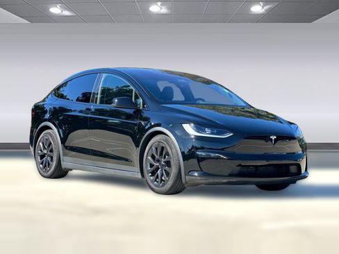 Used 2024 Tesla Model X AWD/4WD image 6