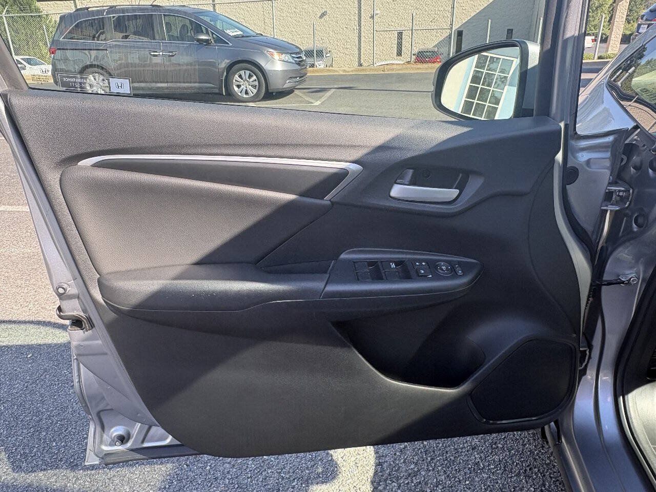 Used 2017 Honda Fit EX-L image 9