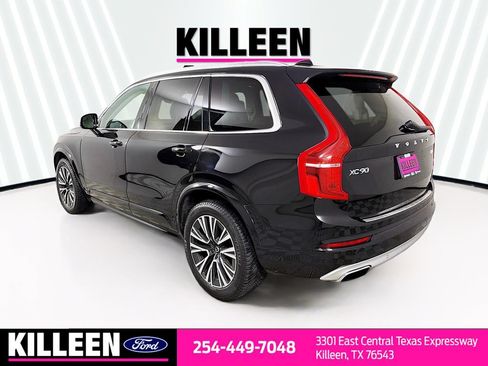 Used 2020 Volvo XC90 T5 Momentum w/ Protection Package Premier AWD/4WD image 6