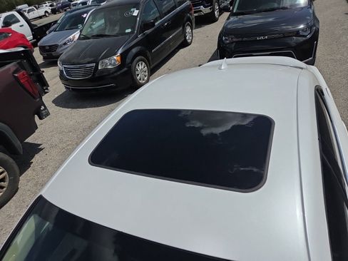 Used 2016 Lexus IS 200t image 5