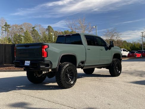 Used 2025 Chevrolet Silverado 3500 LTZ w/ Trail Boss Package image 3