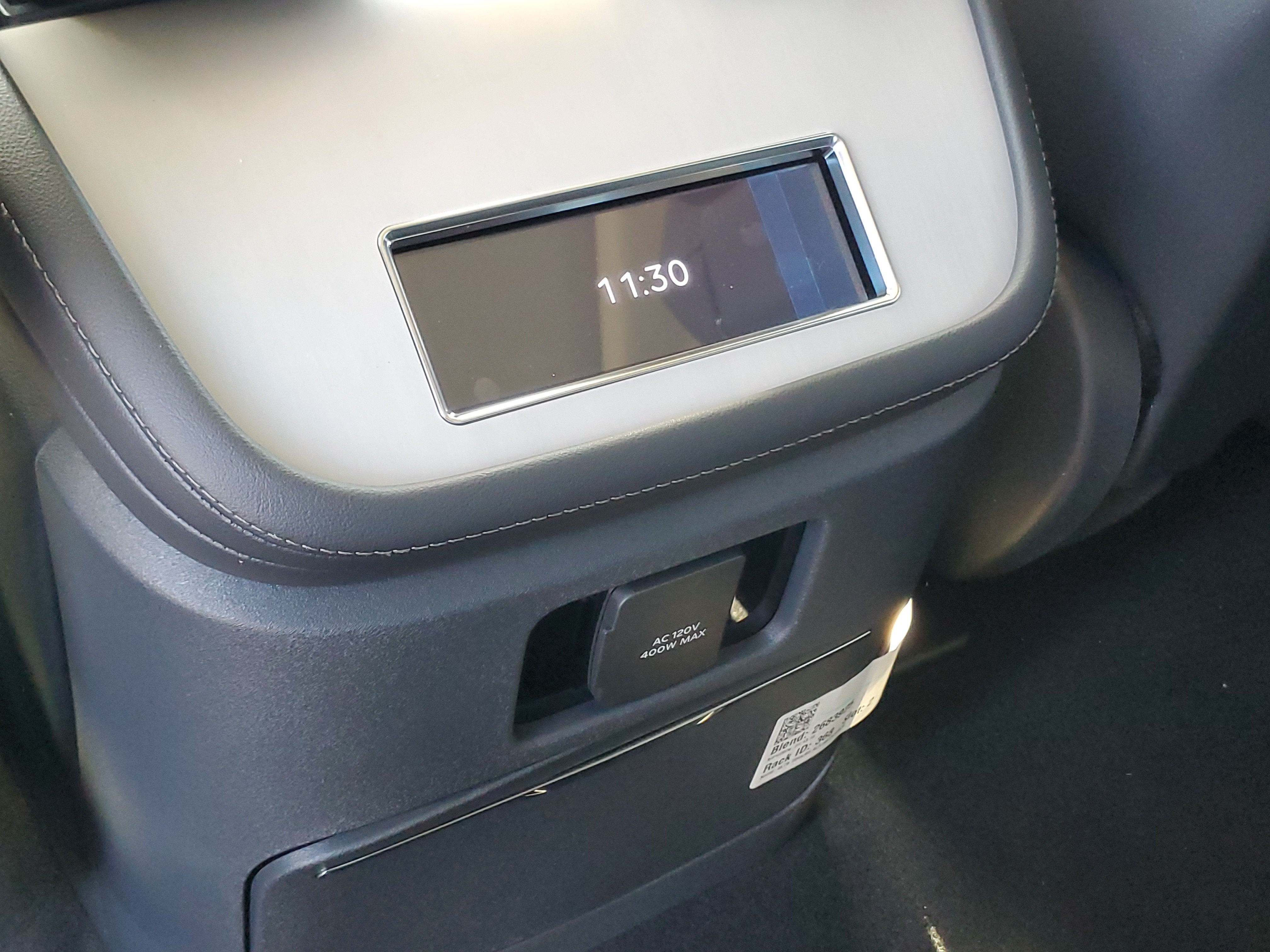 New 2027 Lincoln Navigator Reserve AWD/4WD image 30