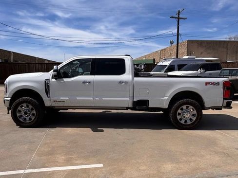 Used 2025 Ford F350 King Ranch w/ Chrome Package image 4