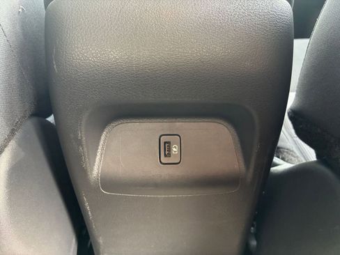 Used 2025 Nissan Sentra SV image 22