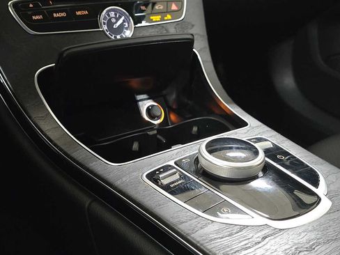 Used 2017 Mercedes-Benz C 300 Sedan image 32
