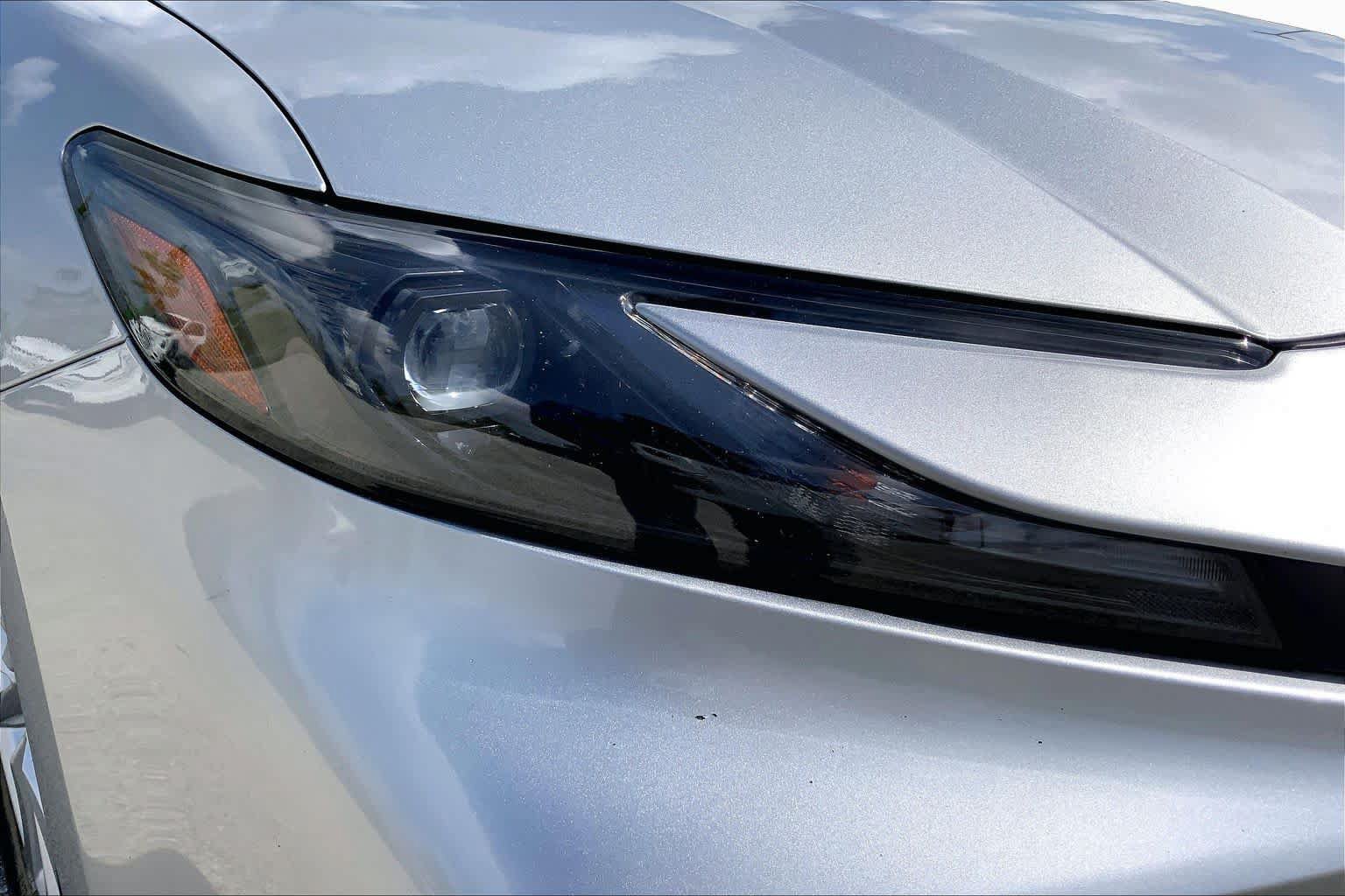 Used 2025 Toyota Camry LE FWD image 27
