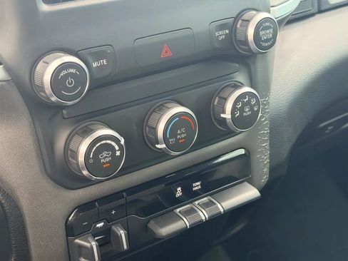 Used 2021 RAM 1500 Big Horn RWD image 29