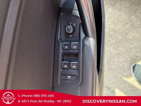 Used 2021 Volkswagen Tiguan SEL AWD/4WD image 11