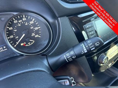 Used 2020 Nissan Rogue Sport S image 22