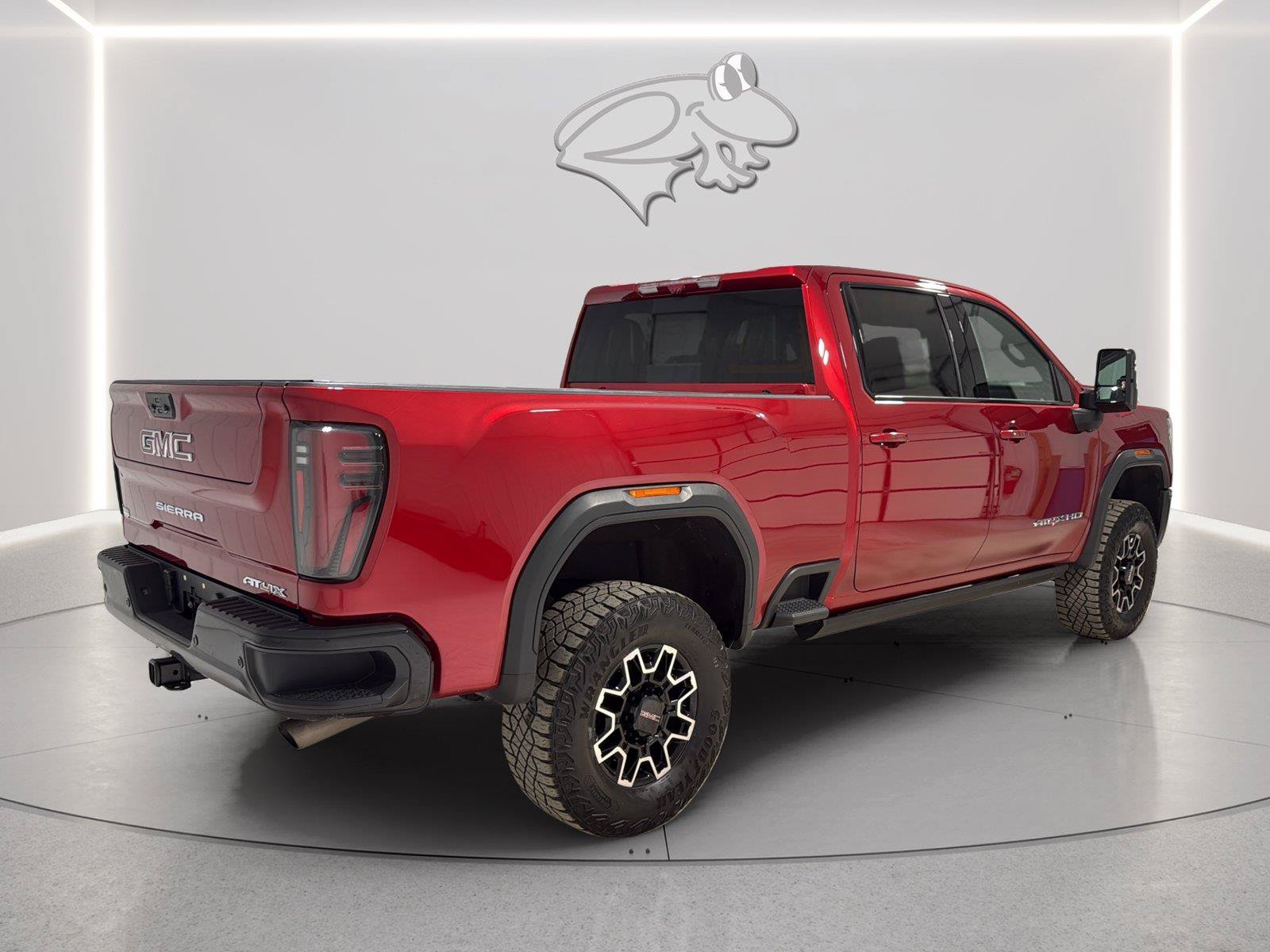 Used 2025 GMC Sierra 2500 AT4X AWD/4WD image 5