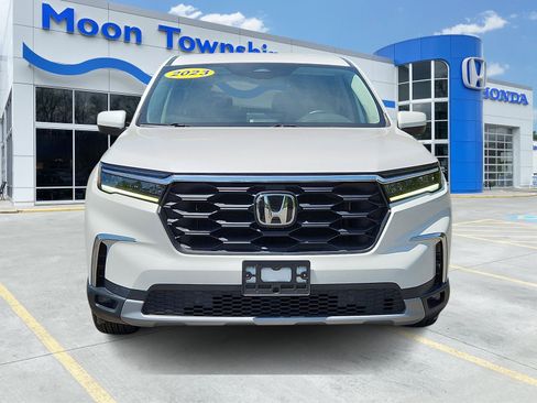 Used 2023 Honda Pilot EX-L image 2