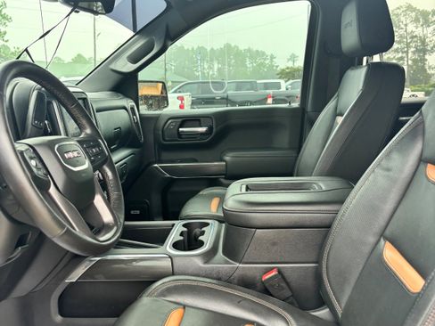 Used 2019 GMC Sierra 1500 AT4 w/ AT4 Premium Package AWD/4WD image 14