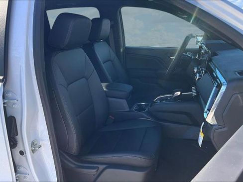 New 2026 GMC Canyon Elevation w/ Convenience Package image 8