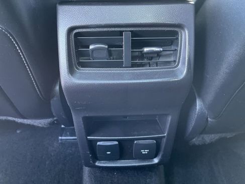 Used 2015 Ford Edge SEL w/ Equipment Group 201A image 24