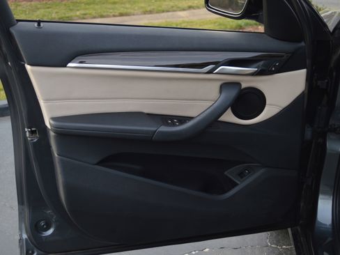 Used 2016 BMW X1 xDrive28i image 12