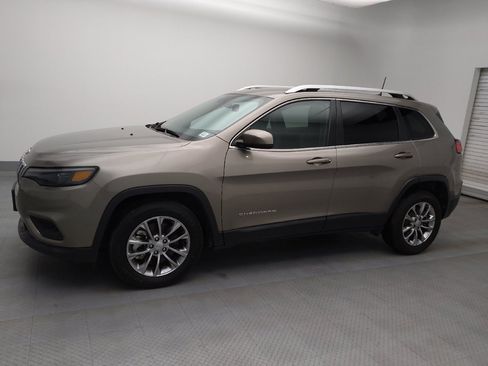 Used 2021 Jeep Cherokee Latitude Lux image 2