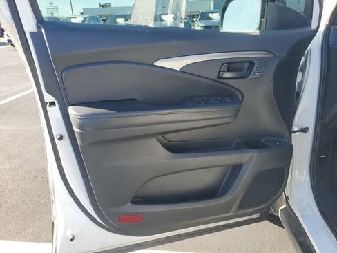 Certified 2023 Honda Passport EX-L image 41