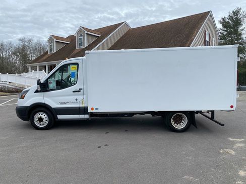 Used 2018 Ford Transit 350 156 DRW image 9