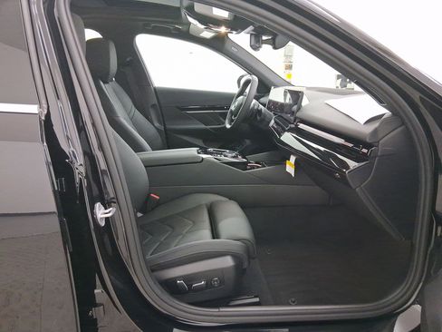 New 2026 BMW 530i w/ Premium Package image 31