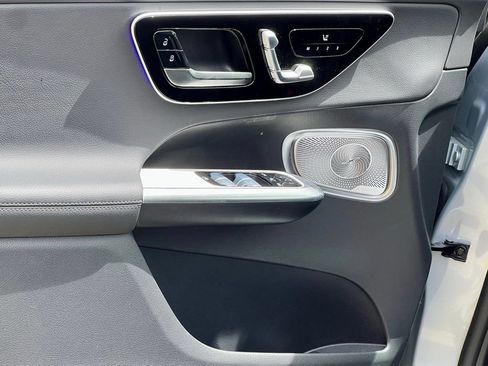 Certified 2024 Mercedes-Benz GLC 300 4MATIC image 18
