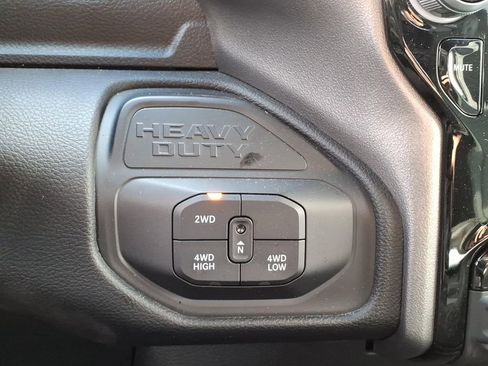 Used 2025 RAM 2500 Big Horn AWD/4WD image 7