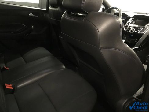 Used 2016 Ford Focus RS image 31