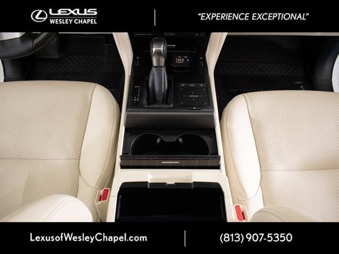 Used 2023 Lexus GX 460 Luxury AWD/4WD image 19