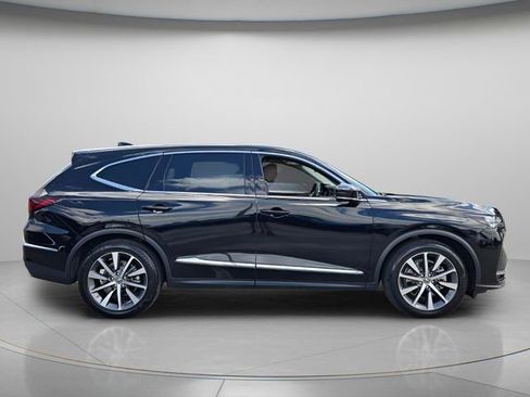 Certified 2025 Acura MDX w/ Technology Package FWD image 4
