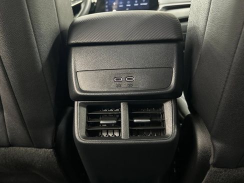 Used 2026 Chevrolet Equinox LT w/ Convenience Package II AWD/4WD image 28