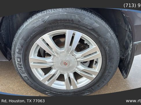 Used 2014 Cadillac SRX Luxury w/ Driver Awareness Package image 15