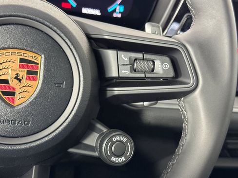 New 2026 Porsche Cayenne Coupe image 30