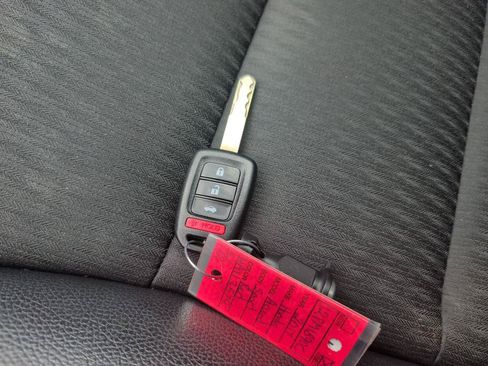 Used 2017 Honda Accord Sport image 30