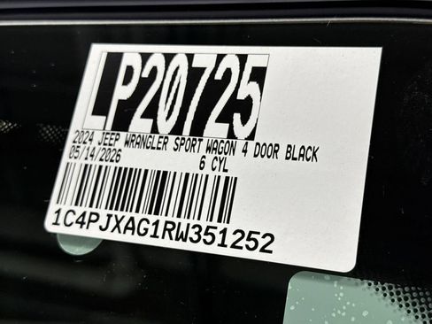 Used 2024 Jeep Wrangler Sport AWD/4WD image 28