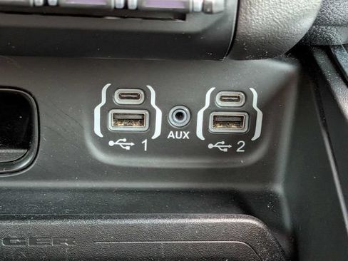 Used 2022 RAM 1500 Laramie AWD/4WD image 25