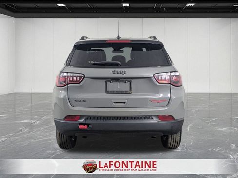 Certified 2023 Jeep Compass Trailhawk image 4