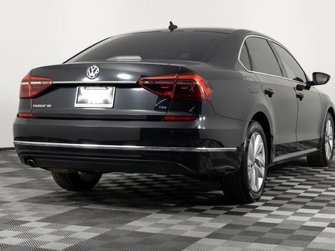 Used 2018 Volkswagen Passat 2.0T SE image 7