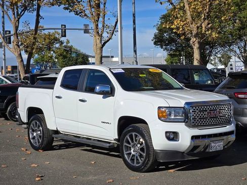 Used 2019 GMC Canyon Denali image 7