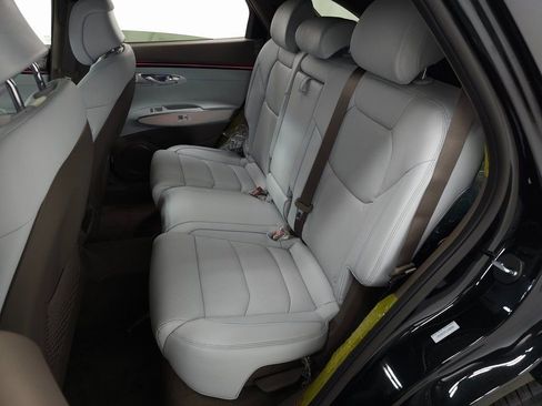 New 2026 Genesis GV70 2.5T Advanced AWD/4WD image 30