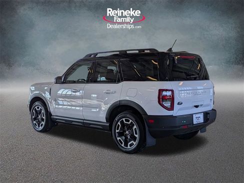 Used 2023 Ford Bronco Sport Outer Banks w/ Tech Package image 8