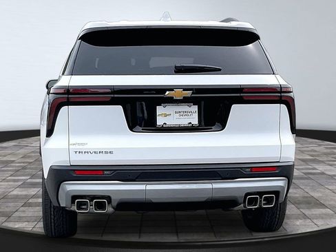 New 2026 Chevrolet Traverse LT FWD image 4