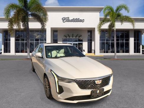 Certified 2021 Cadillac CT4 Premium Luxury image 3