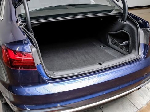 Used 2022 Audi A4 2.0T Premium image 57