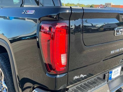 New 2025 GMC Sierra 1500 SLT w/ SLT Premium Plus Package image 12